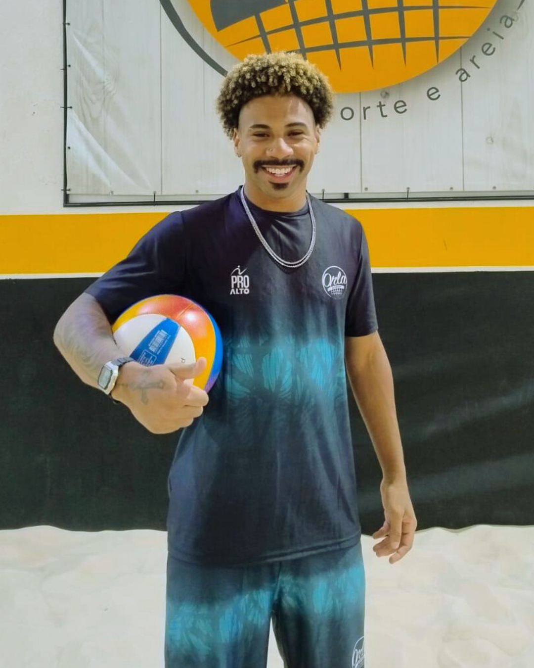 Hugo - Profº Beach Vôlei